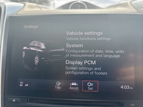 Used 2017 Porsche Cayenne AWD/4WD image 38
