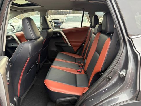 Used 2013 Toyota RAV4 Limited image 34