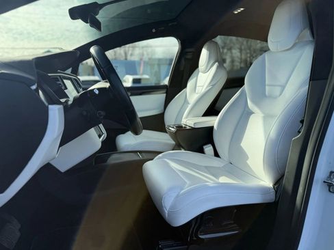 Used 2017 Tesla Model X 100D image 11