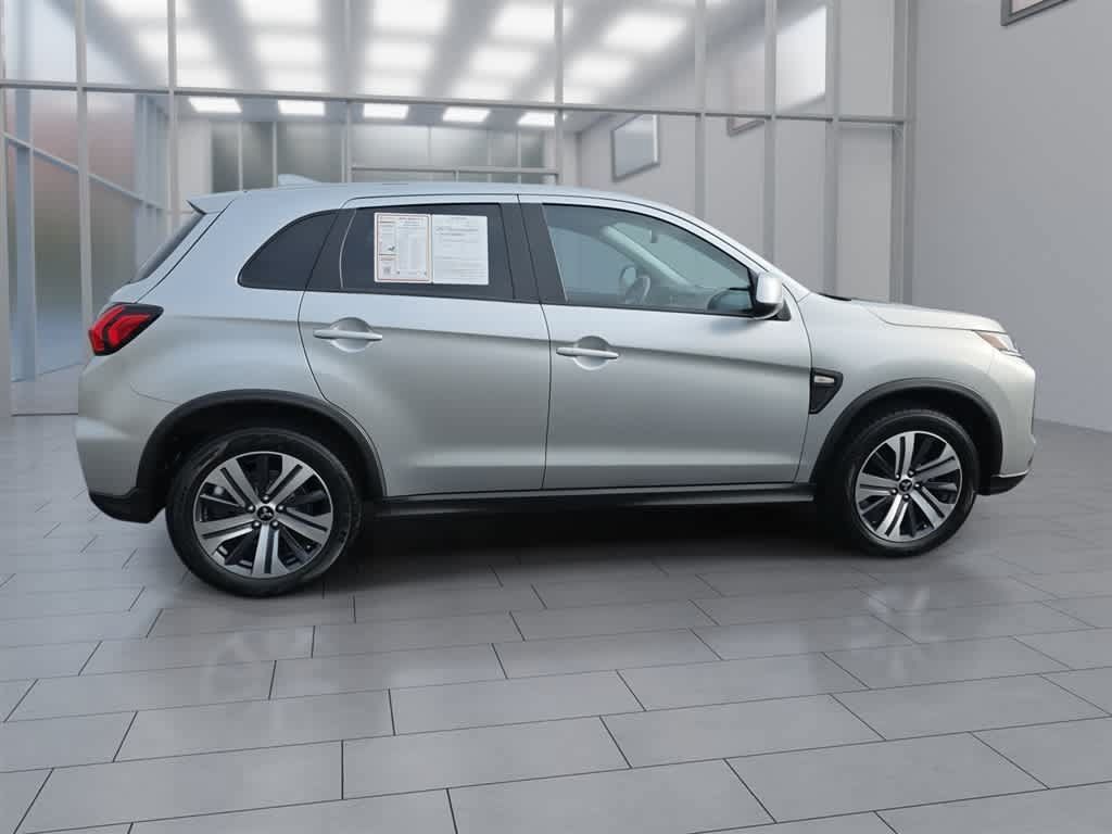 Used 2024 Mitsubishi Outlander Sport ES AWD/4WD image 2