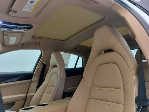 Certified 2023 Porsche Panamera 4 Platinum Edition AWD/4WD image 14
