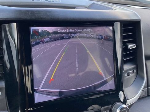 Used 2022 RAM 1500 Big Horn AWD/4WD image 16