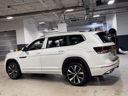 New 2026 Volkswagen Atlas SEL Premium R-Line image 29