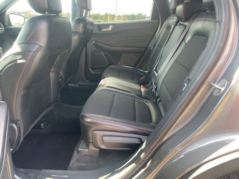 Used 2025 Ford Escape ST-Line Select image 12
