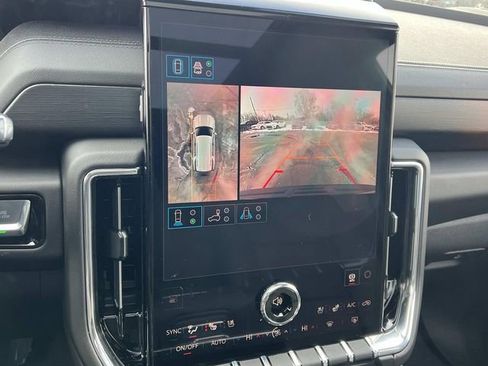 New 2026 GMC Yukon Denali w/ Sun & Power Step Package image 22