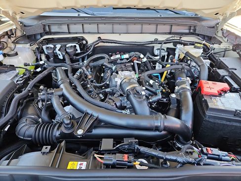 New 2025 Ford Bronco Badlands image 15