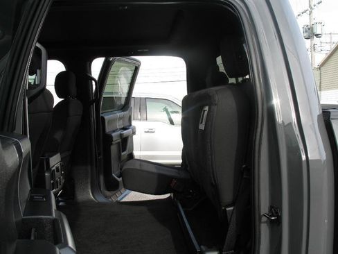 Used 2018 Ford F150 XLT w/ Equipment Group 302A Luxury image 26