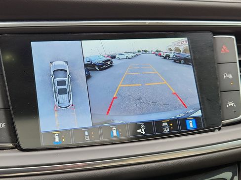 Used 2023 Buick Enclave Avenir w/ Avenir Technology Package image 14