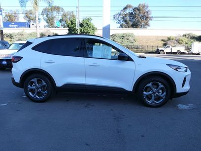 Used 2025 Ford Escape ST-Line w/ Equipment Group 301A