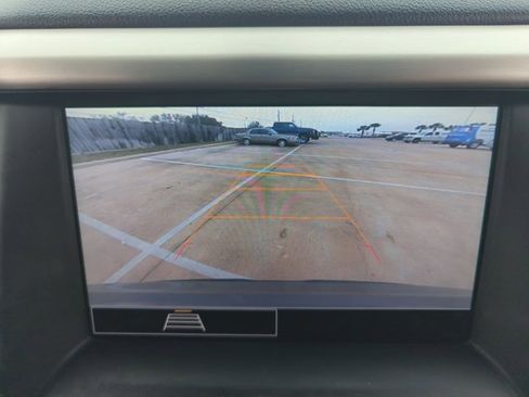 Used 2020 GMC Acadia SLE w/ LPO, Floor Liner Package image 9