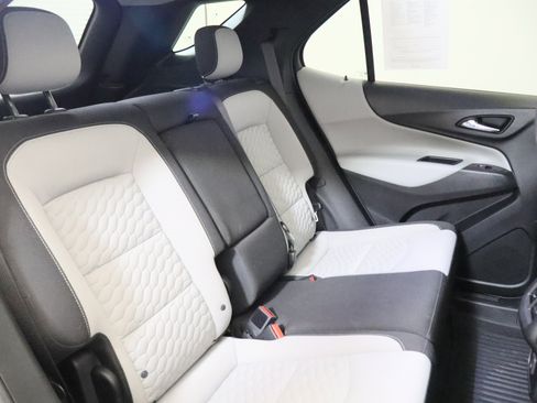 Used 2019 Chevrolet Equinox LT image 21