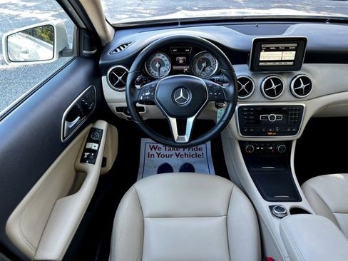 Used 2015 Mercedes-Benz GLA 250 4MATIC w/ Premium Package image 36