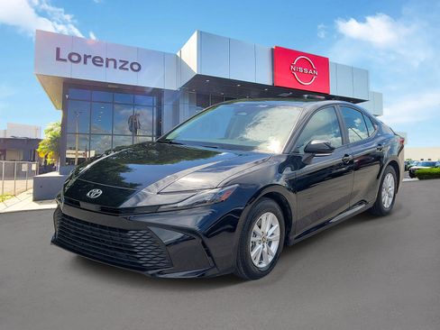 Used 2025 Toyota Camry LE FWD image 1