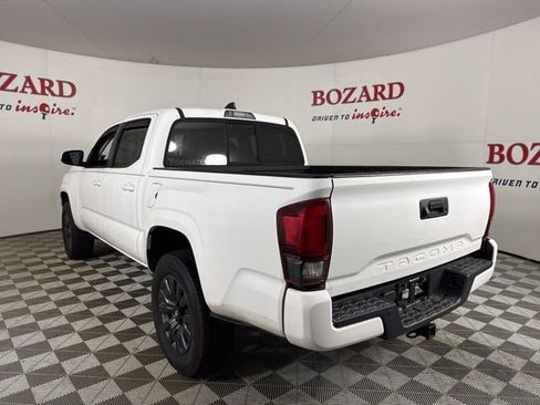 Used 2020 Toyota Tacoma SR image 6