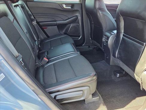 Used 2025 Ford Escape ST-Line image 19