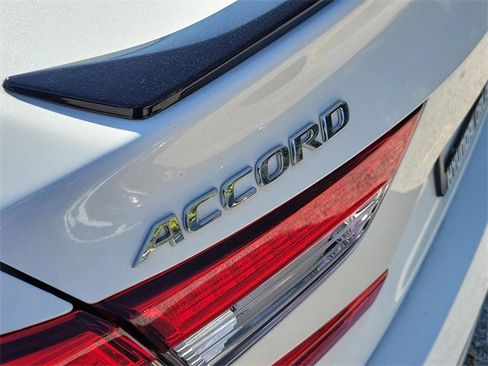 Used 2022 Honda Accord Sport Special Edition image 5