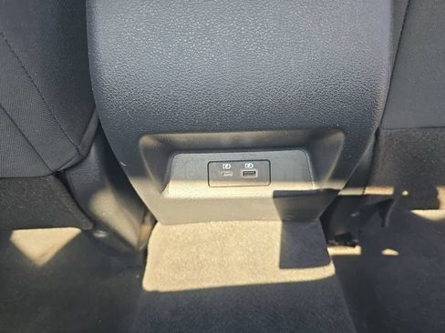 Used 2021 Nissan Altima 2.5 SV w/ SV Premium Package AWD/4WD image 16