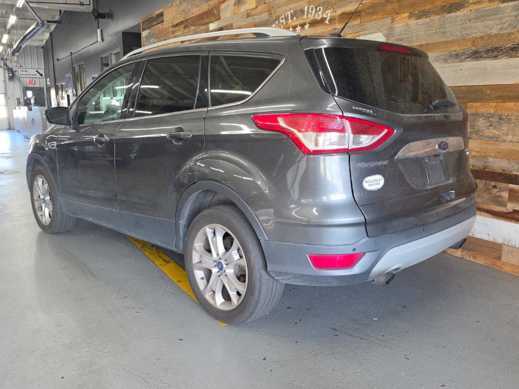 Used 2015 Ford Escape Titanium w/ Equipment Group 301A AWD/4WD image 4