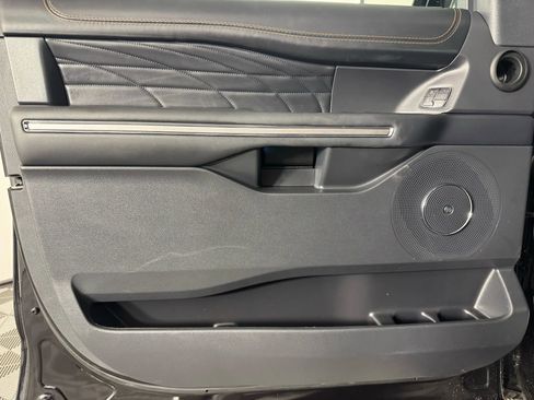 Used 2024 Ford Expedition Max Platinum image 46