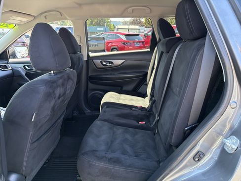 Used 2014 Nissan Rogue SV AWD/4WD image 11