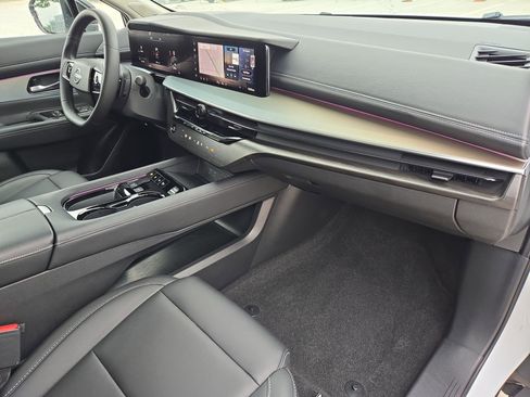 Used 2025 Nissan Murano SL AWD/4WD image 34