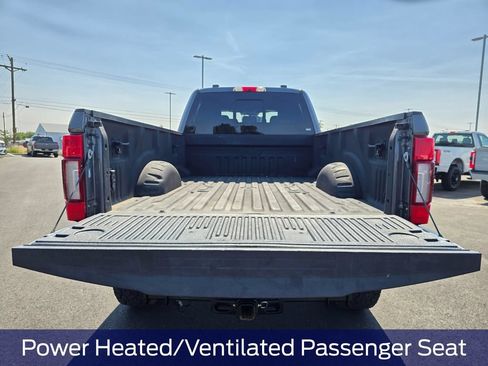 Used 2022 Ford F350 Lariat w/ Black Appearance Package AWD/4WD image 35