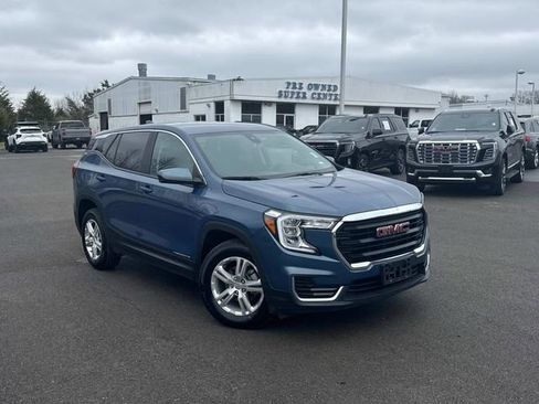 Certified 2024 GMC Terrain SLE AWD/4WD image 2