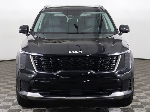 Used 2025 Kia Sorento S AWD/4WD image 12