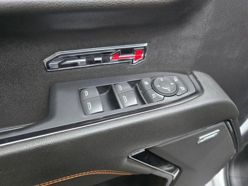 Used 2022 GMC Sierra 1500 AT4 w/ AT4 Premium Package image 33