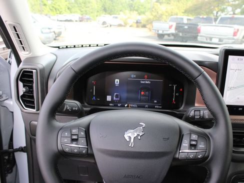 New 2026 Ford Bronco Sport Outer Banks w/ Outer Banks Tech Package+ AWD/4WD image 2