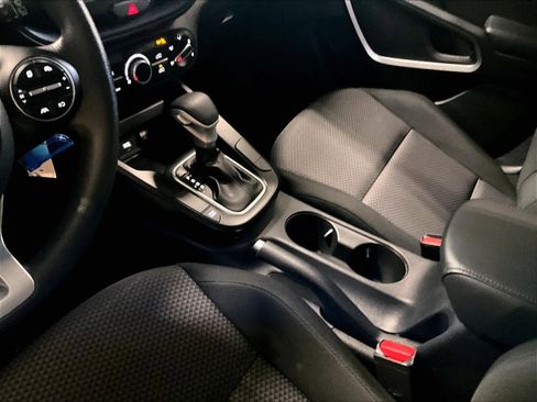 Used 2024 Kia Soul LX w/ Option Group 015 image 20