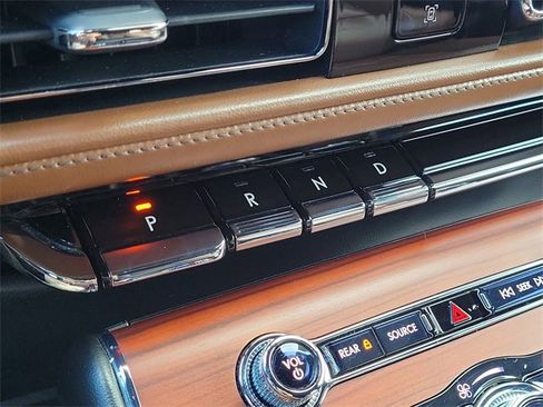 Used 2022 Lincoln Aviator Reserve w/ Elements Package Plus image 22