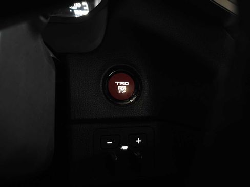 Used 2025 Toyota Tundra SR5 image 31