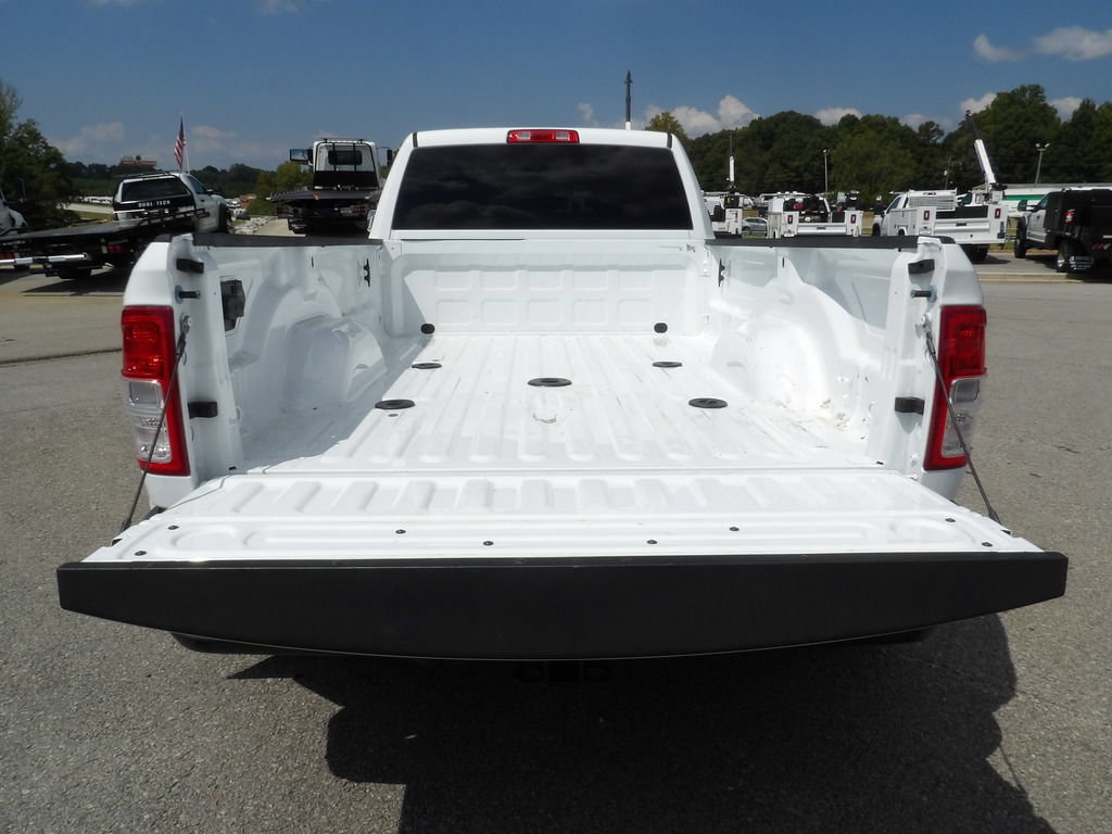 Used 2021 RAM 3500 Tradesman w/ Chrome Appearance Group AWD/4WD image 47