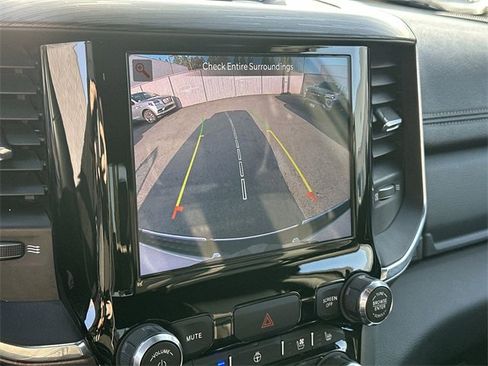 Used 2024 RAM 1500 Laramie image 14