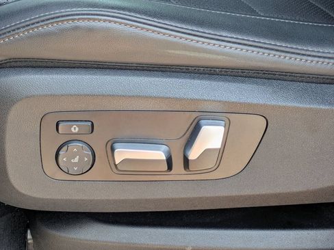 Used 2023 BMW X5 sDrive40i w/ M Sport Package RWD image 13