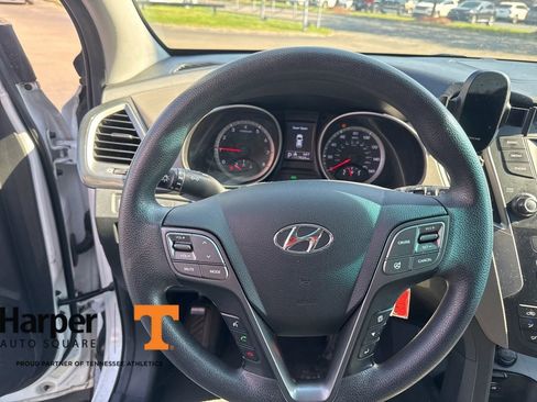 Used 2016 Hyundai Santa Fe Sport image 17