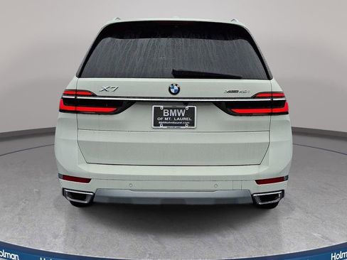 New 2026 BMW X7 xDrive40i w/ Executive Package AWD/4WD image 5