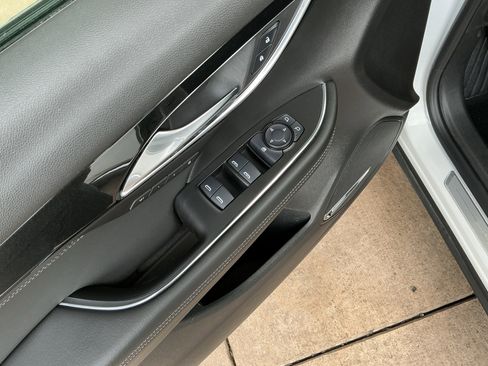 Used 2024 Buick Envision Preferred image 15