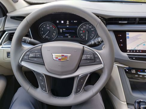 New 2025 Cadillac XT5 Premium Luxury w/ Technology Package image 10