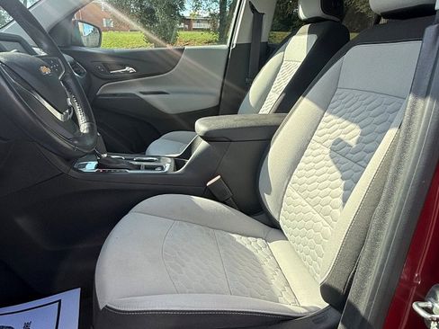 Used 2018 Chevrolet Equinox LT AWD/4WD image 21