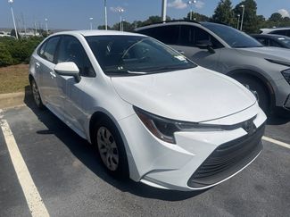 Used 2024 Toyota Corolla LE image 1