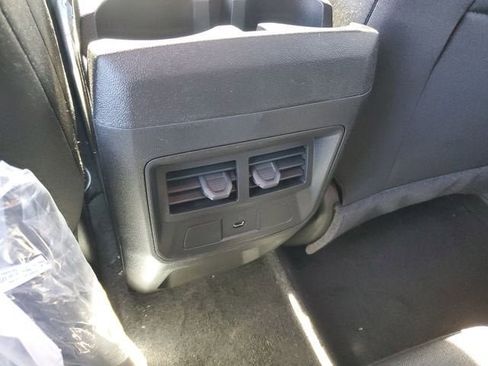 New 2026 GMC Canyon Elevation image 16