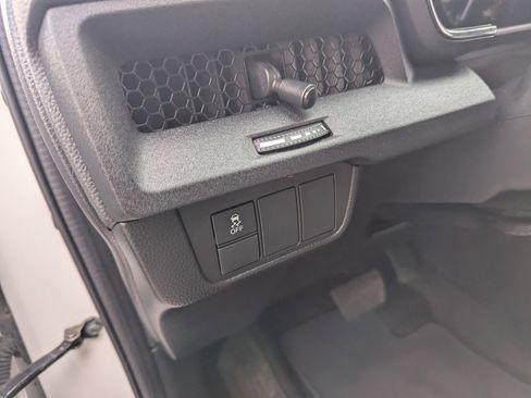 Used 2024 Honda CR-V EX image 15