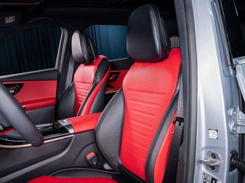 Certified 2026 Mercedes-Benz GLC 300 image 17