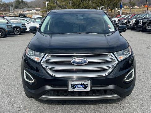 Certified 2018 Ford Edge Titanium w/ Equipment Group 301A image 5