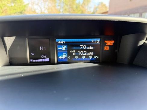 Used 2014 Subaru Forester 2.5i Limited image 14