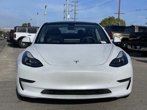 Used 2023 Tesla Model 3 Standard Range RWD image 5