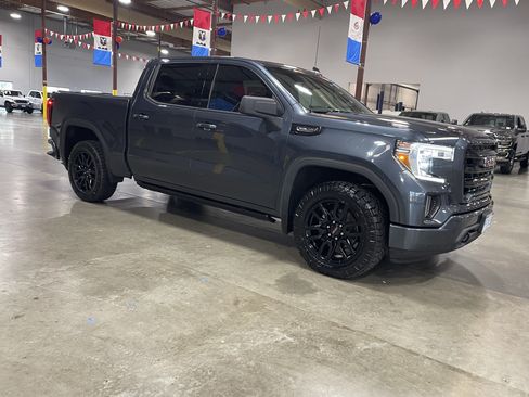 Used 2020 GMC Sierra 1500 Elevation w/ Elevation Value Package AWD/4WD image 7