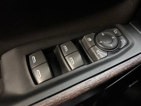 Used 2021 GMC Sierra 1500 Denali AWD/4WD image 5